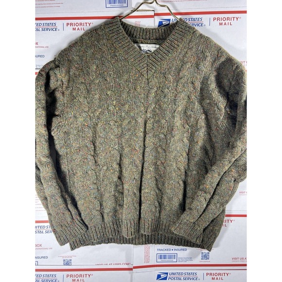 GAP Other - VTG AUTHENTIC GAP CLOTHING 100% Wool Heavy Knit V-Neck Sweater Men's M‎ QUALITY